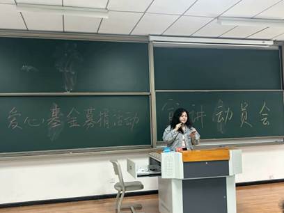 黄渝真-2022级计算机科学与技术2班