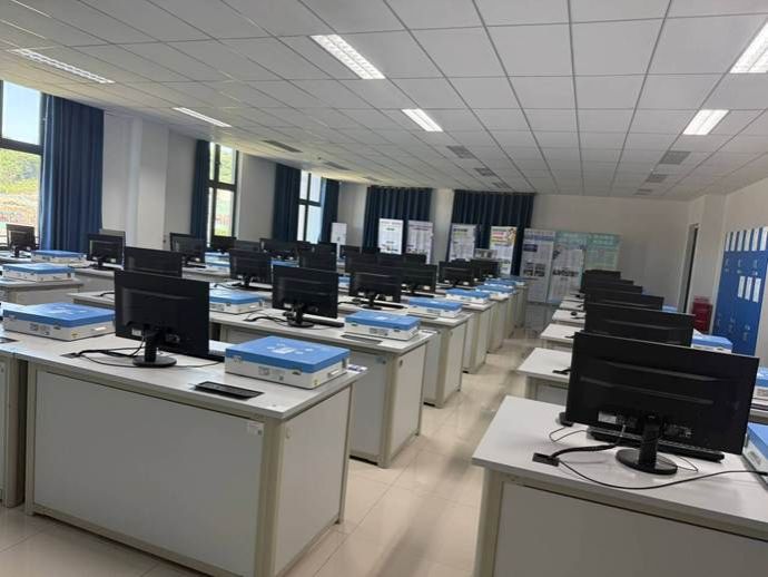 B174E25408012038D127B771C347D172